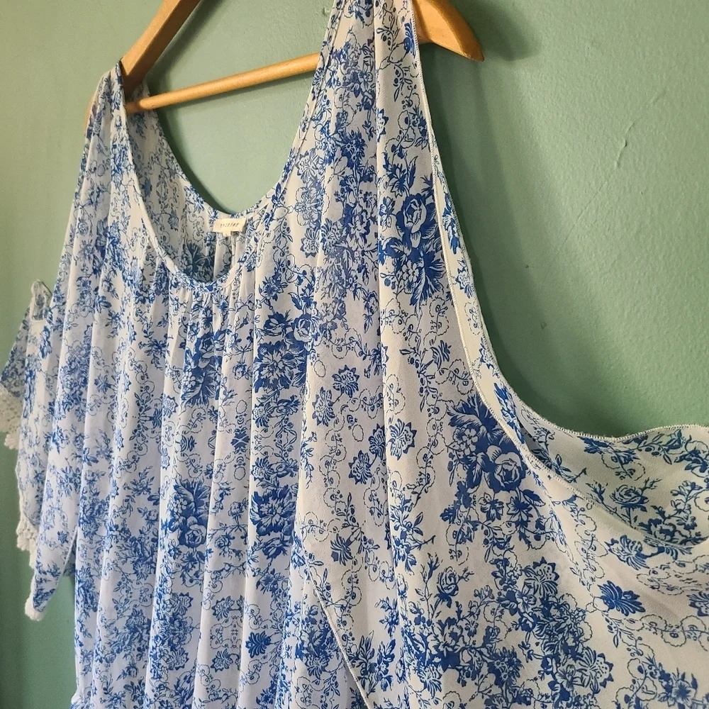 En Creme Blue Floral Print Sheer Tunic Size Small - Picture 2 of 12